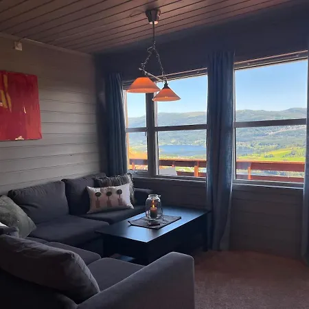 Ferienhaus Amazing River Views - Private Sauna - Balcony! Voss