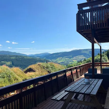Amazing River Views - Private Sauna - Balcony!