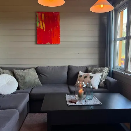 Ferienhaus Amazing River Views - Private Sauna - Balcony! Voss